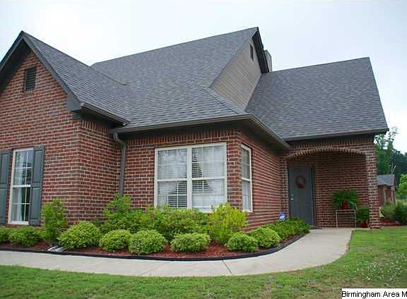 Curbside view on corner lot