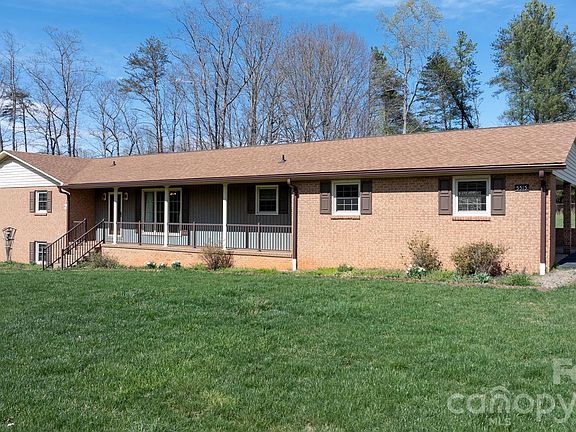 3rd image of 5515 Chestnut Dr