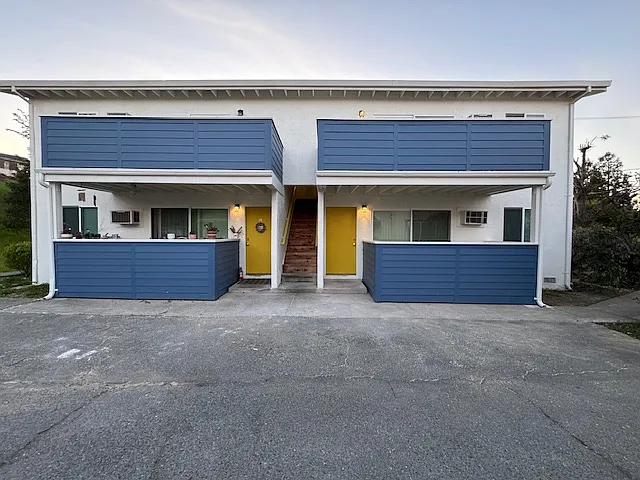 2 bed, 840 sqft, $2,200 — Photo 1
