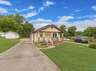 1009 Maysville Rd NE, Huntsville, AL 35801
