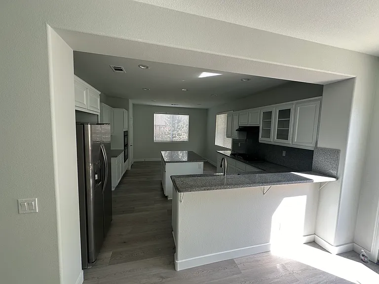 25201 Lemongrass St — Photo 15