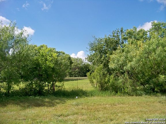3rd image of 1310 Hunter Blvd