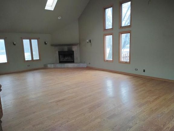 2nd image of 6023 S Kensington Ave