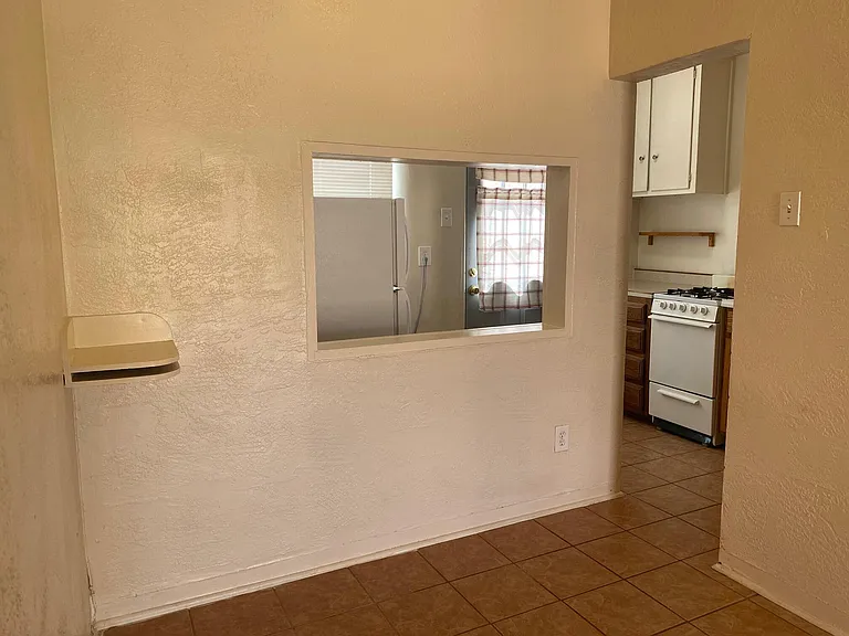 3434 Smith Ave SE #B — Photo 8
