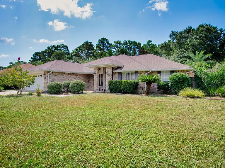 7017 Brighton Oaks Blvd — Photo 2