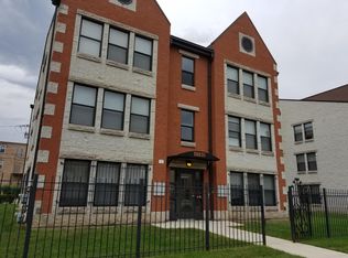 4330 S Champlain Ave #2B, Chicago, IL 60653