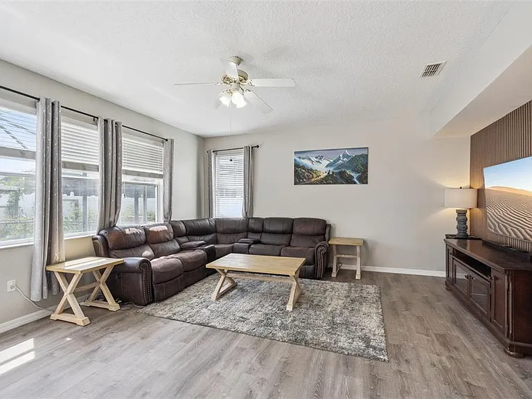 1002 Belvoir Dr — Photo 12