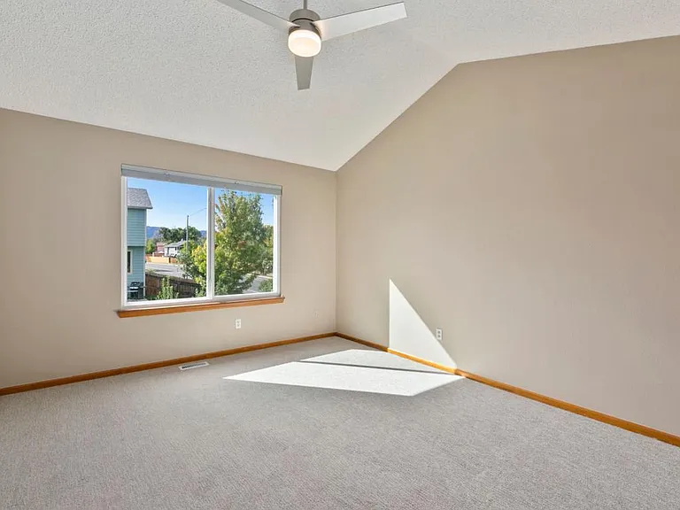 4201 Beaver Creek Dr — Photo 8