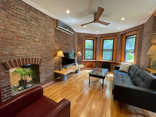 Rented by Owner | media 4