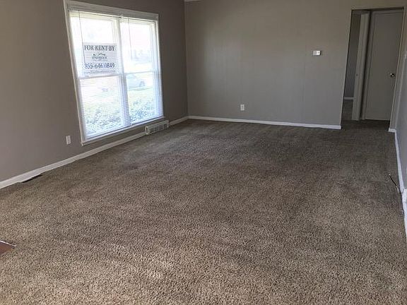 5th image of 1358 Byron Ave