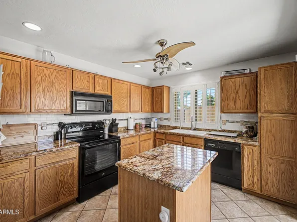 33198 N CAT HILLS Avenue, San Tan Valley, AZ 85144