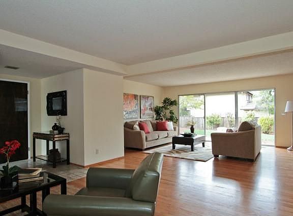 5th image of 21513 Terrace Dr