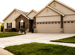 554 Sceptre Rd, Wentzville, MO 63385