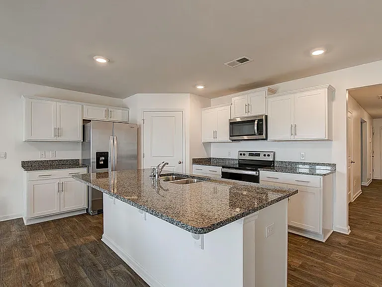 195 Carrington Dr — Photo 7