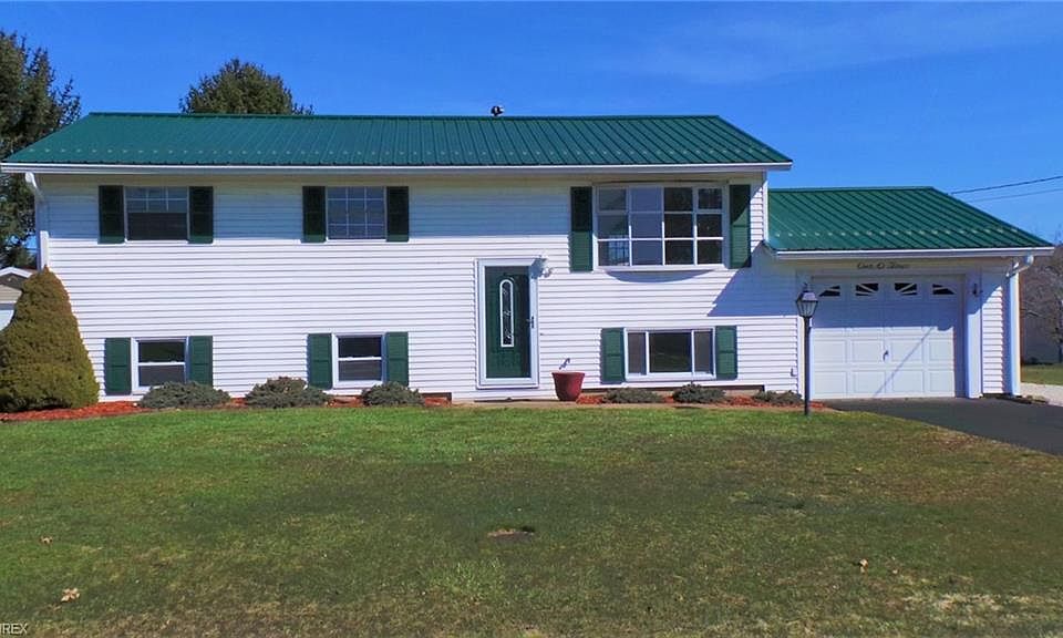 1st image of 104 Mound Dr