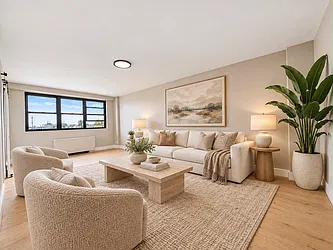 1225 Kennedy Drive