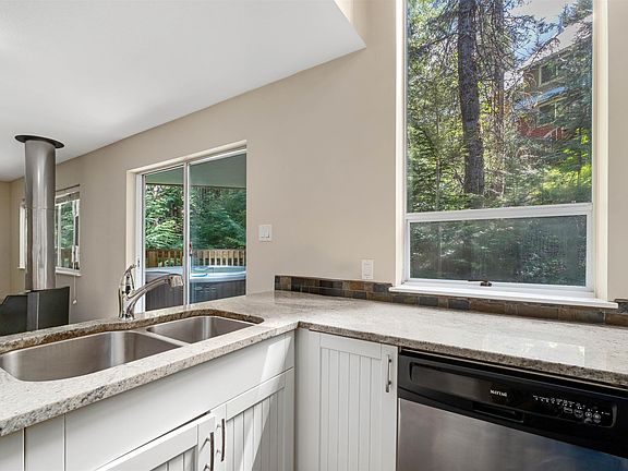 4th image of 2317 Brandywine Way #F