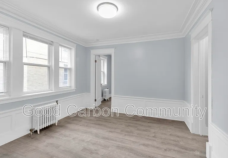 2809 Main St #2 — Photo 5