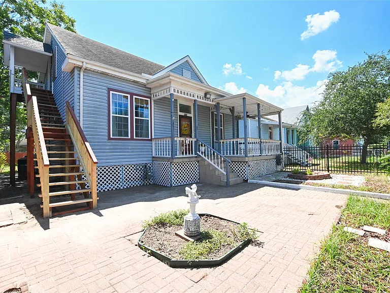 4009 Avenue O #FRONT — Photo 21