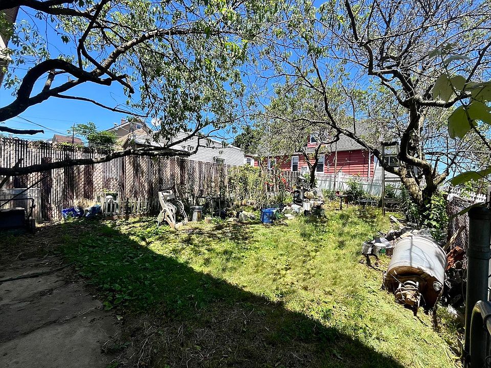 2nd image of 217 Bergen Ave
