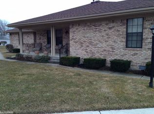 33576 Meldrum Rd, New Baltimore, MI 48047