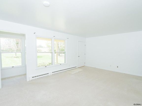 5th image of 5084 Jockey St