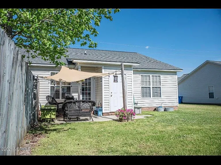2948 Jessica Dr #A — Photo 10