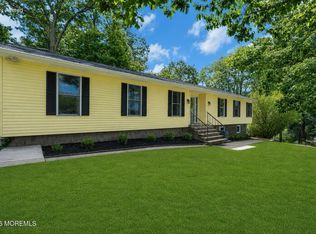 415 Navesink Ave, Atlantic Highlands, NJ 07716