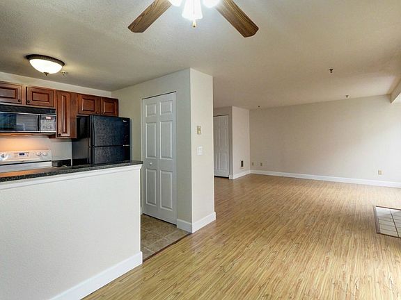 4th image of 12602 109th Ct NE APT G204