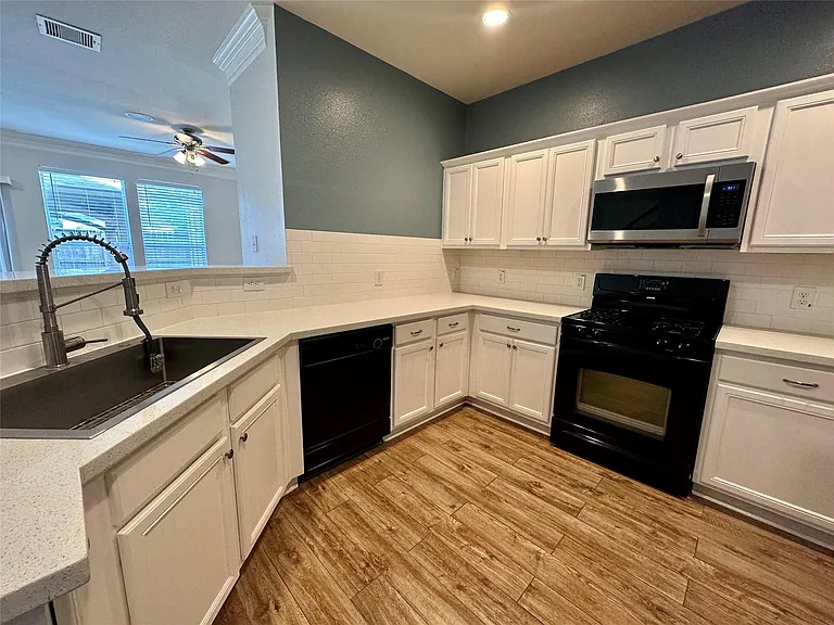 16130 Limestone Lake Dr — Photo 6
