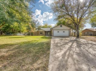 209 Hillcrest Dr, Burnet, TX 78611