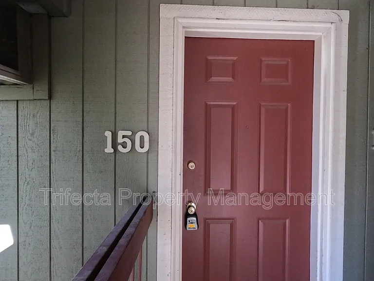 4501 Boardwalk Dr #P150 — Photo 3
