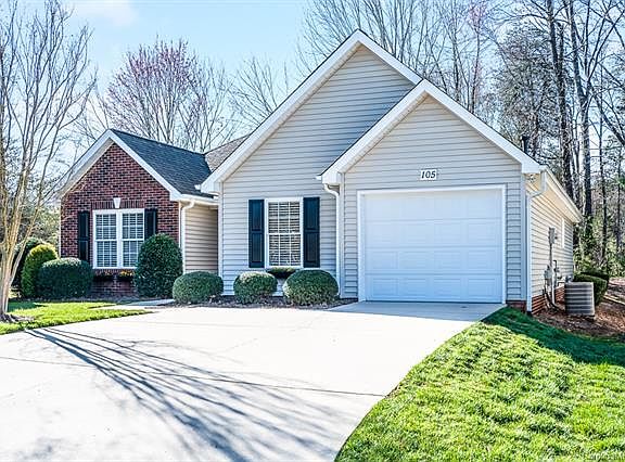 2nd image of 107 Keswick Ln