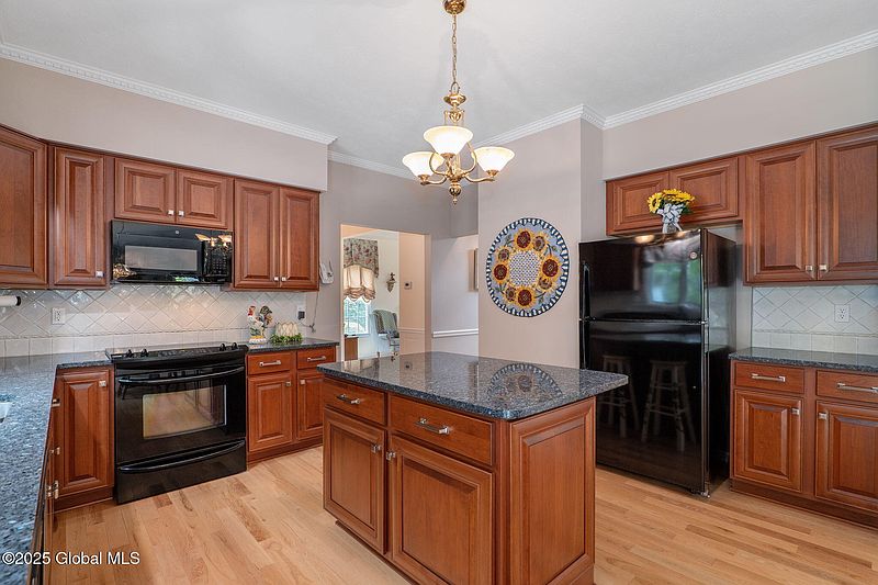 2nd image of 144 Kennewyck Circle