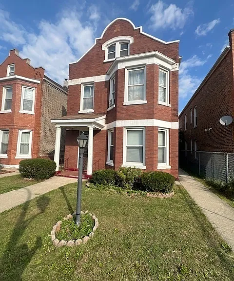 4222 W Cullerton St — Photo 1