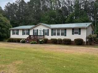 4190 Old Indian Rd, Brodnax, VA 23920