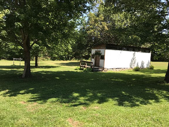 Shed 10 x 30