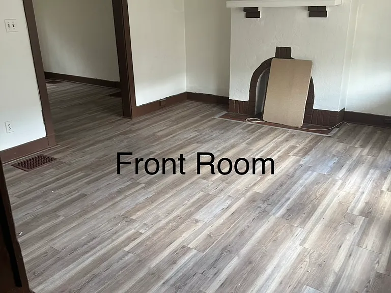 1523 Laketon Rd — Photo 5