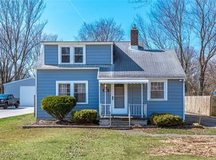 5854 Stearns Rd, North Olmsted, OH 44070