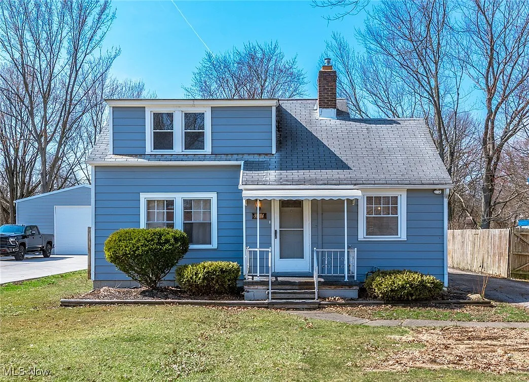 5854 Stearns Rd photo 1
