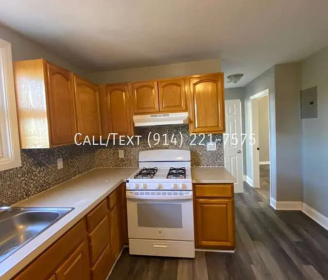154 Morningside Pl #3 — Photo 8