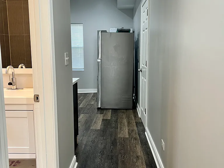 6631 S Rhodes Ave #2F — Photo 7
