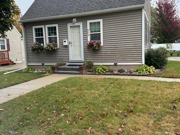 804 13th Ave SW, Austin, MN 55912