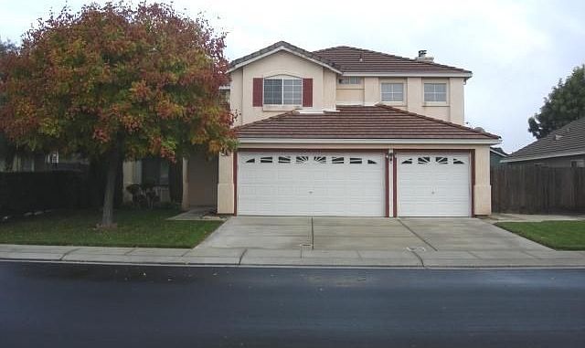 1st image of 801 Sugar Pine Dr