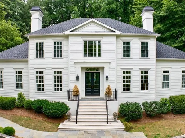 25 Asheworth Ct NW, Atlanta, GA 30327