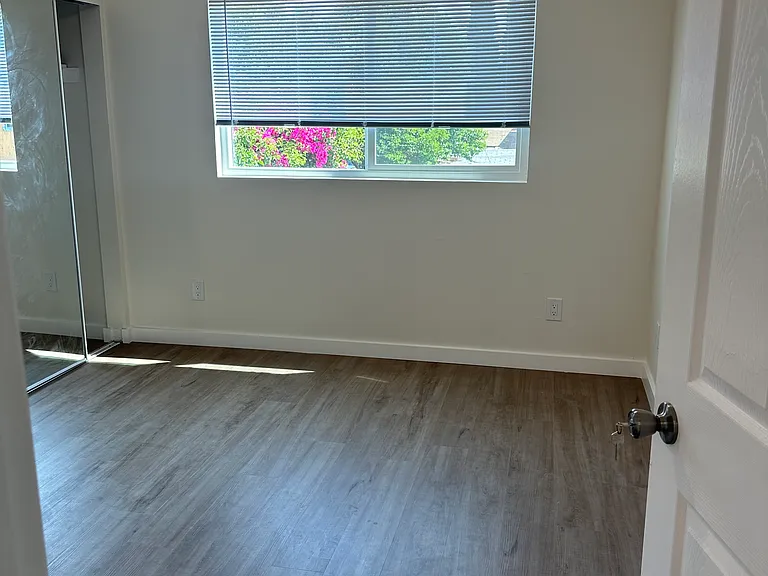14116 Tiara St #5 — Photo 22