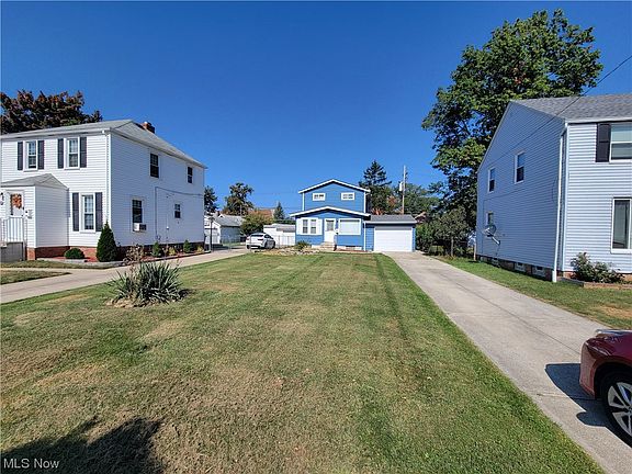 2nd image of 26231 Oriole Ave