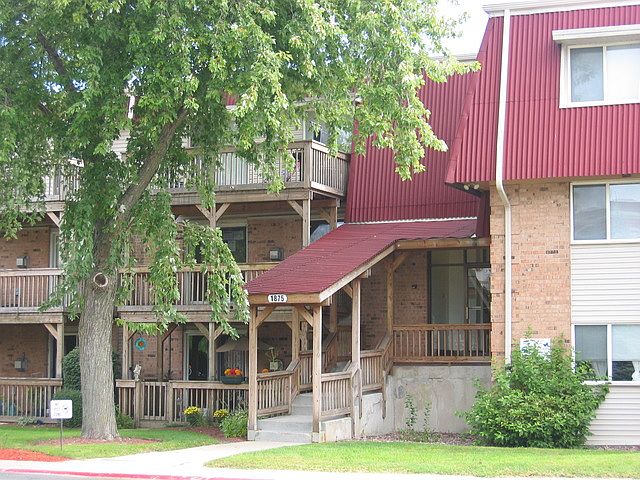 1st image of 1875 Tall Oaks Dr #34