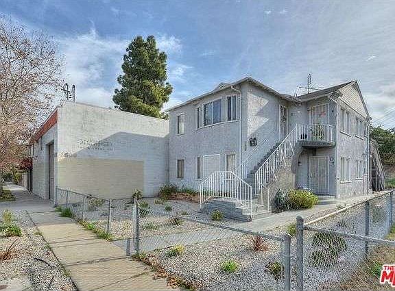4th image of 2856 Glenview Ave