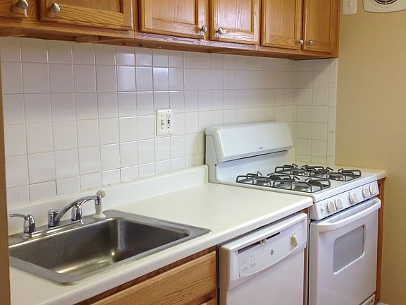 5th image of 9491 Fairfax Blvd APT 304